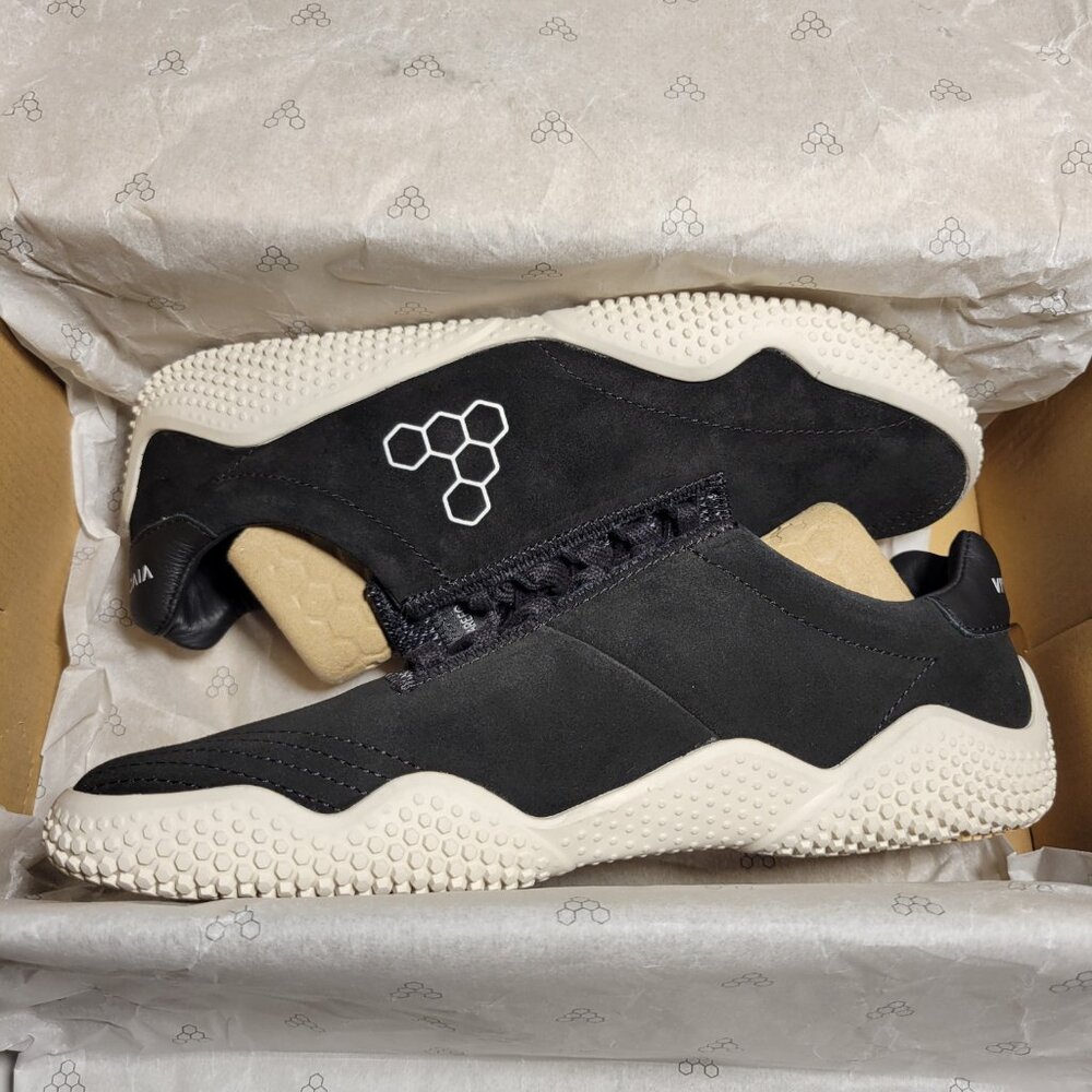 Vivobarefoot Motus Studio Sneaker Leather Womens in Suede Obsidian White - Picture 1 of 13